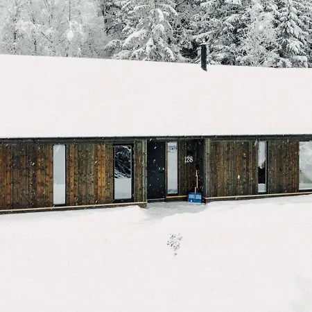 Modern With Mountain View By Syningtoppen *