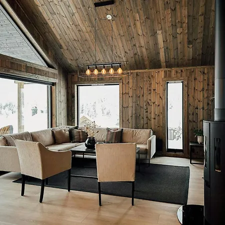 Modern With Mountain View By Syningtoppen *