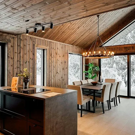 Modern With Mountain View By Syningtoppen *