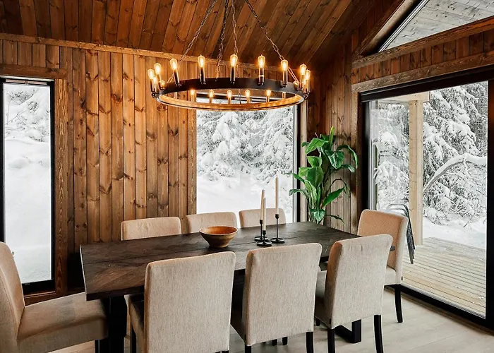 Semesterbostad Modern With Mountain View By Syningtoppen *